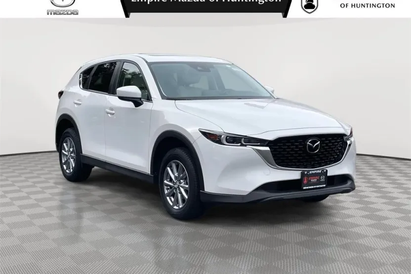 2023 Mazda CX-5 2.5 S Preferred photo 1
