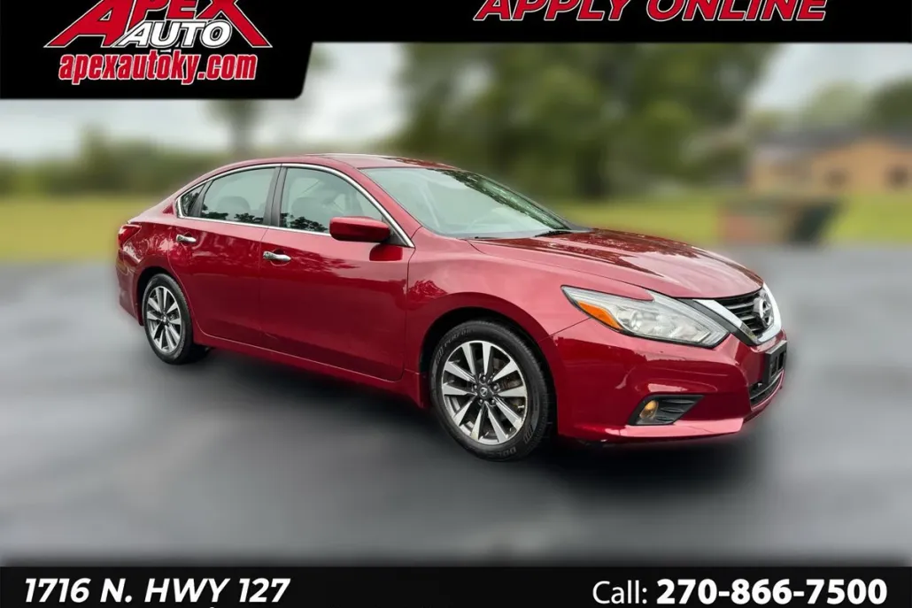 2017 Nissan Altima 2.5 SV photo 1
