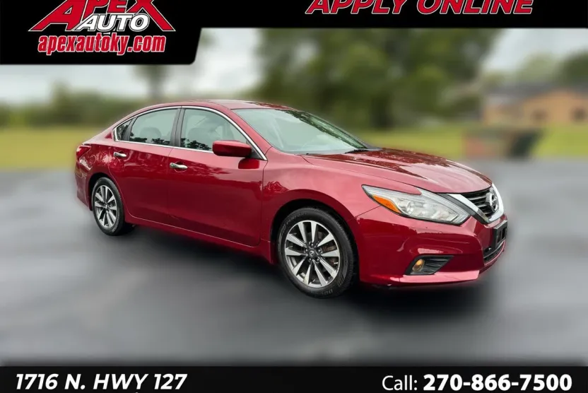 2017 Nissan Altima 2.5 SV photo 1