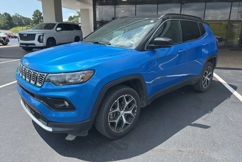 2024 Jeep Compass Limited photo 1