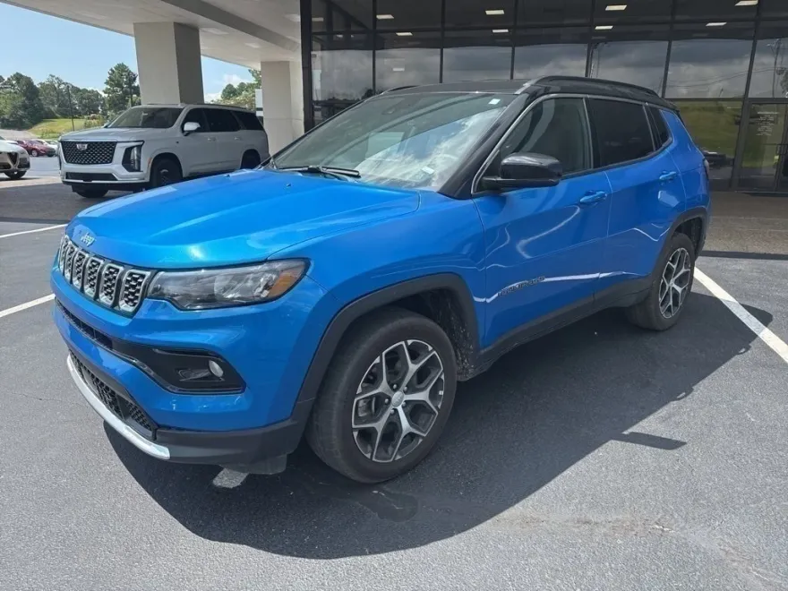 2024 Jeep Compass Limited photo 1