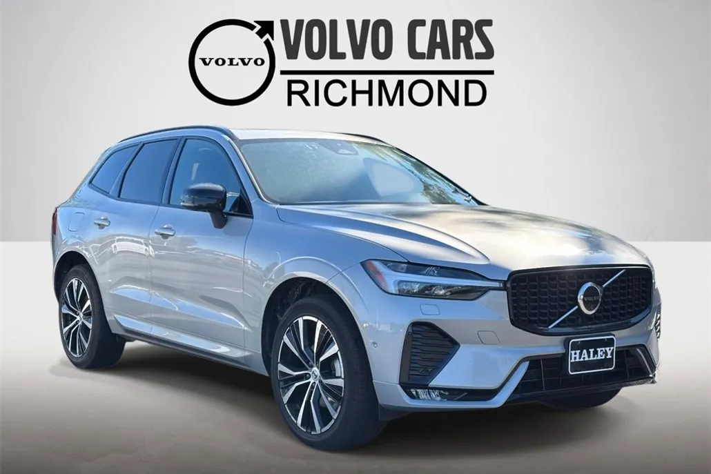 2025 Volvo XC60 B5 Plus photo 1