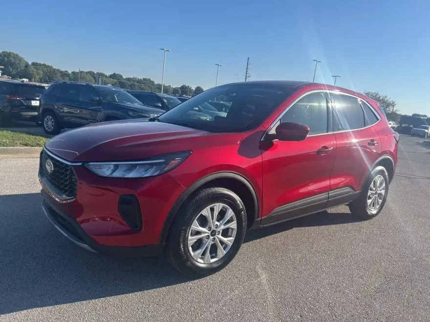 2023 Ford Escape Active photo 1