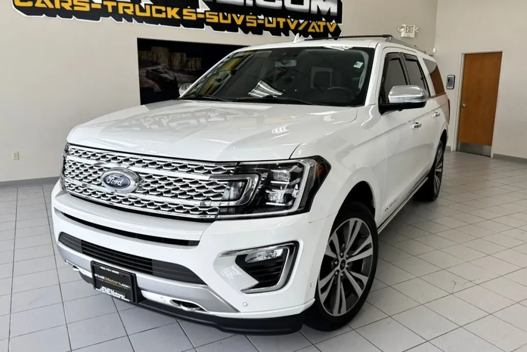 2021 Ford Expedition MAX Platinum photo 1