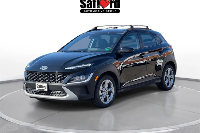 2023 Hyundai Kona SEL photo 1