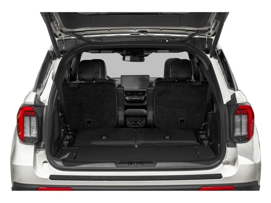 2025 Ford Explorer ST photo 1