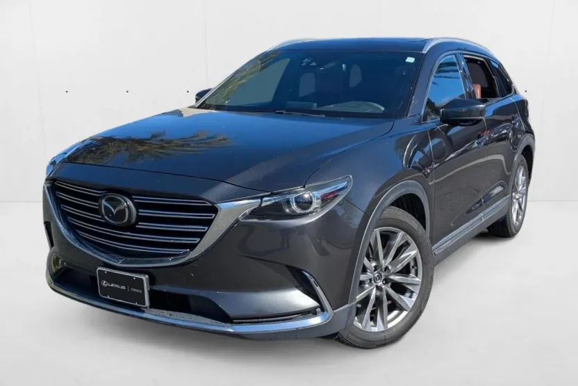 2016 Mazda CX-9 Signature photo 1