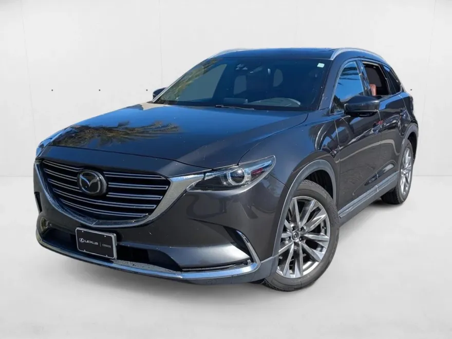 2016 Mazda CX-9 Signature photo 1