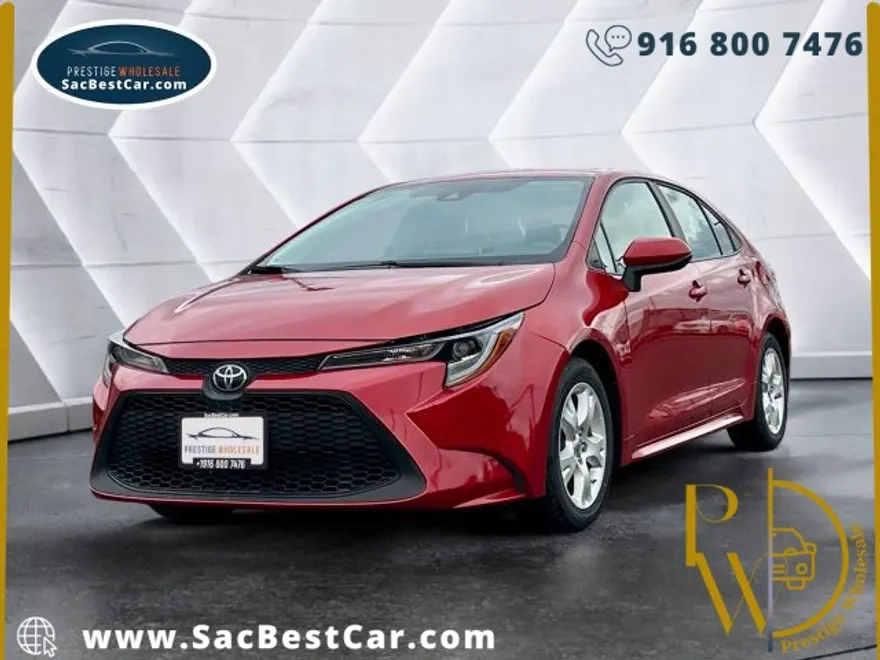 2021 Toyota Corolla LE photo 1