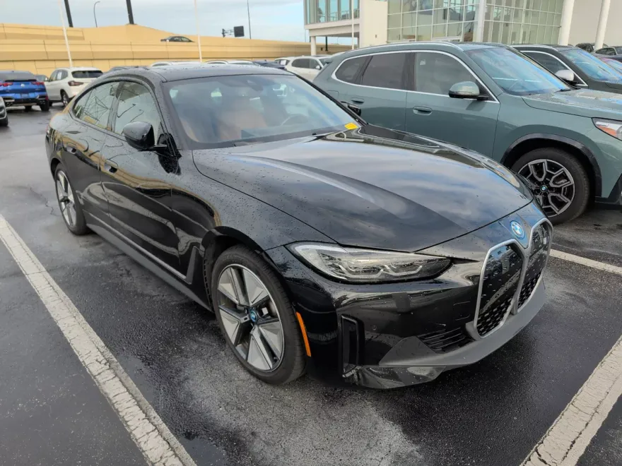2023 Bmw i4 eDrive35 photo 1