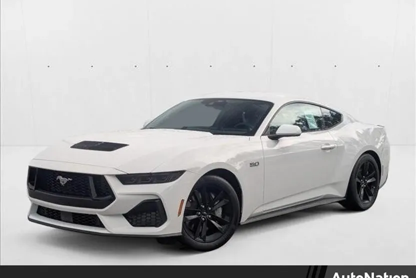 2025 Ford Mustang GT photo 1