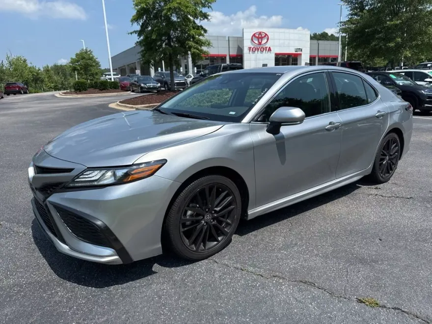 2023 Toyota Camry XSE photo 1