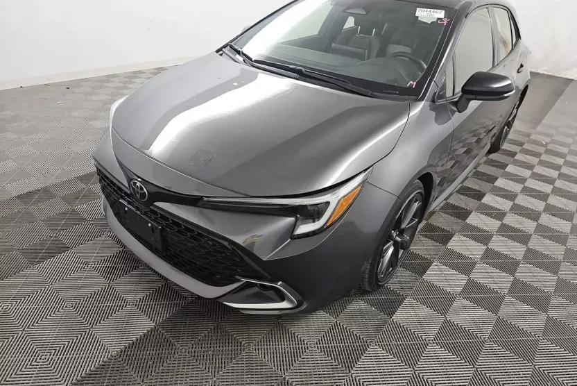 2023 Toyota Corolla XSE photo 1