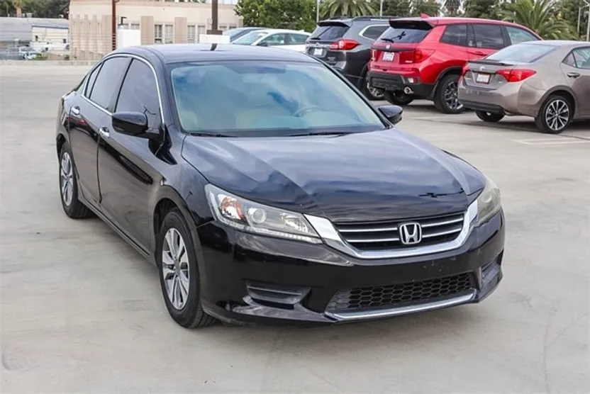 2015 Honda Accord LX photo 1