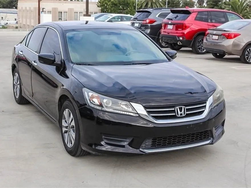 2015 Honda Accord LX photo 1