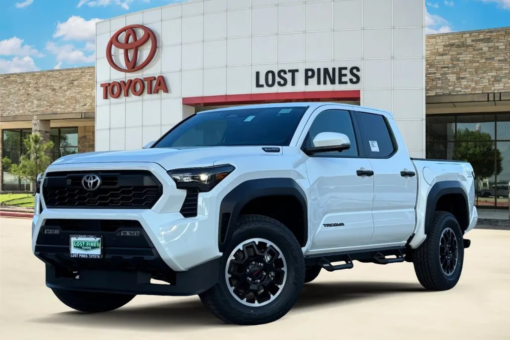 2025 Toyota Tacoma TRD Off-Road 4x4 Double Cab photo 1