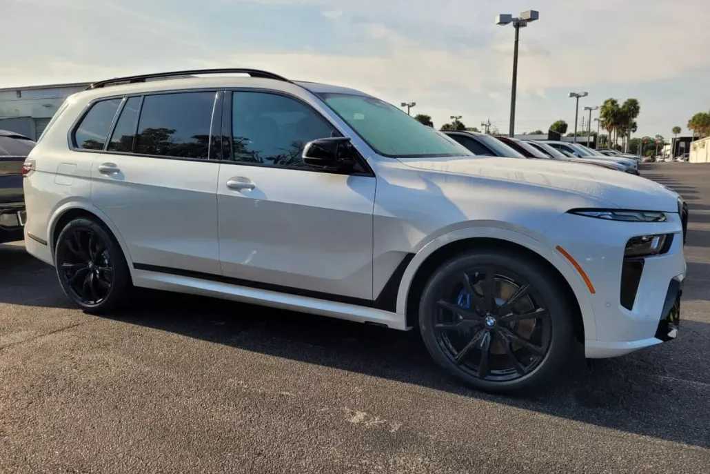 2026 Bmw X7 M60i photo 1