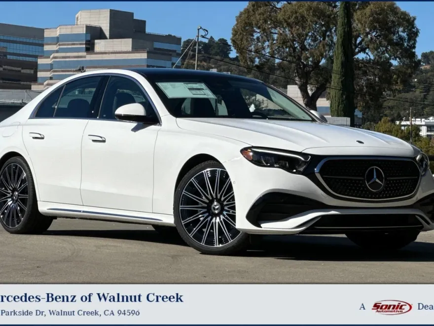 2025 Mercedes Benz E 350 4MATIC photo 1