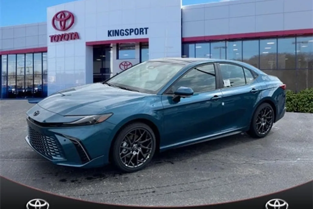2025 Toyota Camry XSE photo 1
