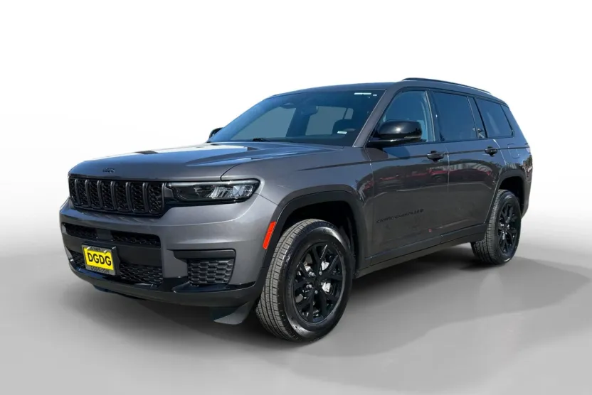 2024 Jeep Grand Cherokee Altitude photo 1