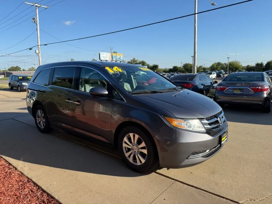 2014 Honda Odyssey EX-L photo 1