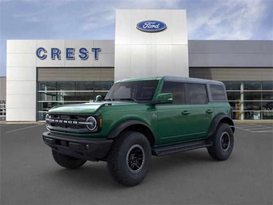 2025 Ford Bronco Outer Banks photo 1