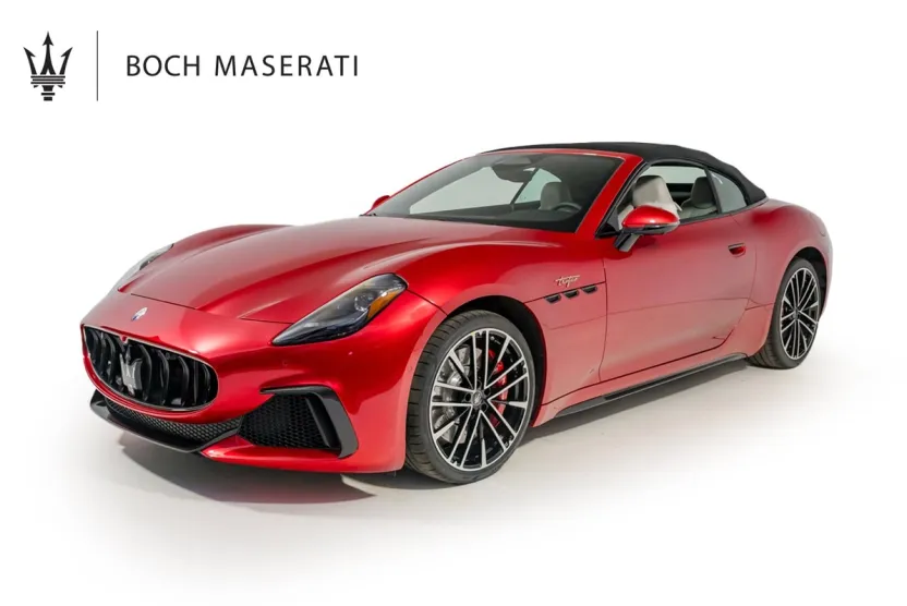 2024 Maserati Grancabrio photo 1