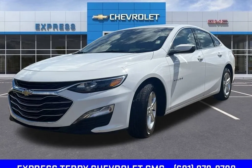 2023 Chevrolet Malibu 1LT photo 1