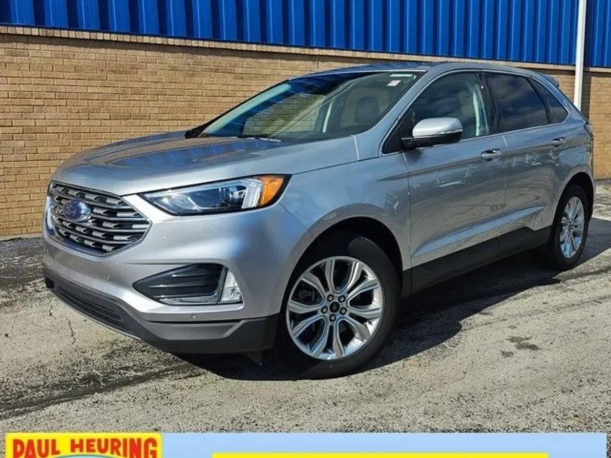 2024 Ford Edge Titanium photo 1