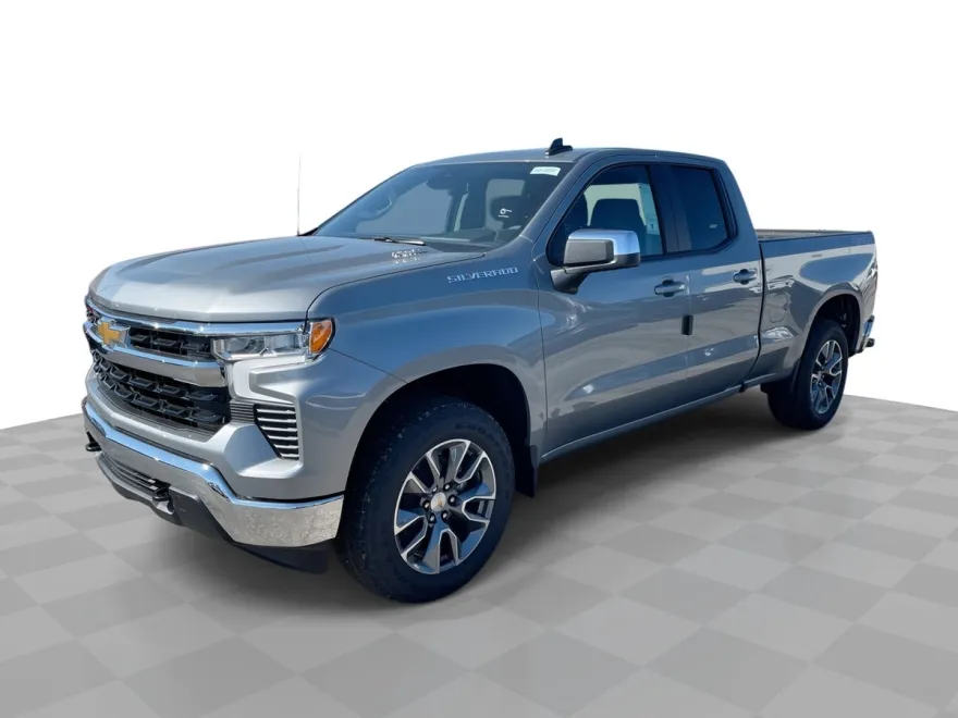 2026 Chevrolet Silverado 1500 LT photo 1