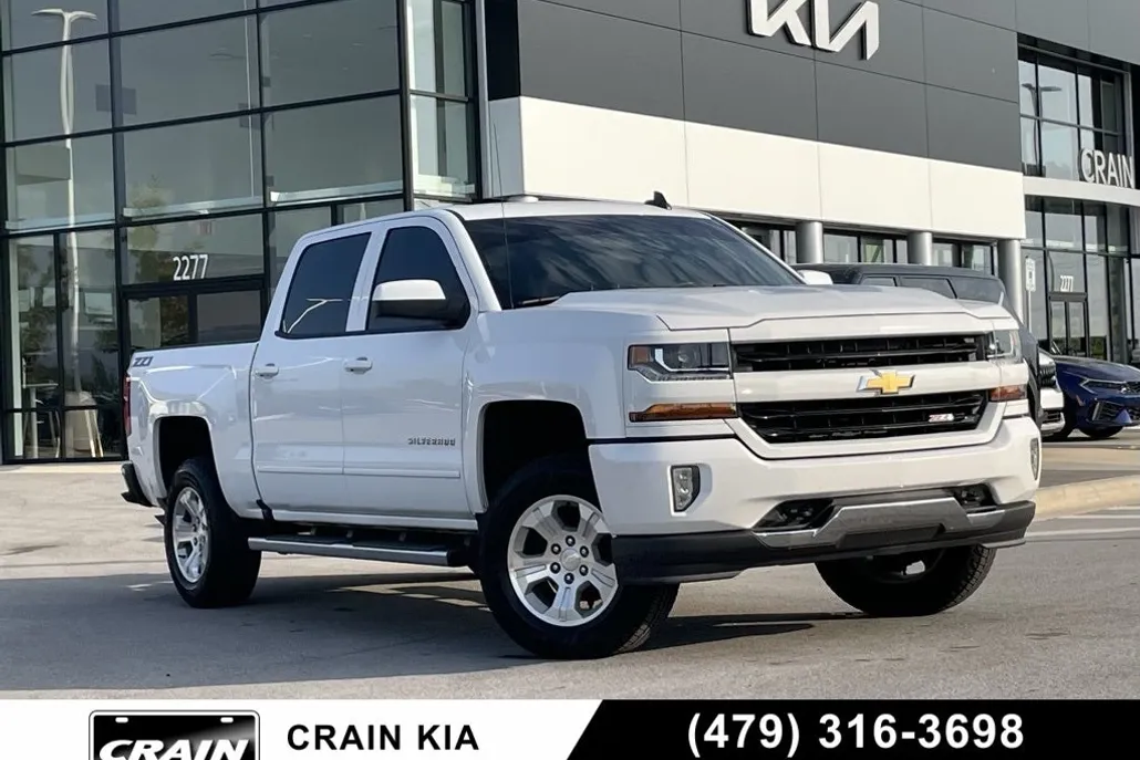 2018 Chevrolet Silverado 1500 LT2 photo 1