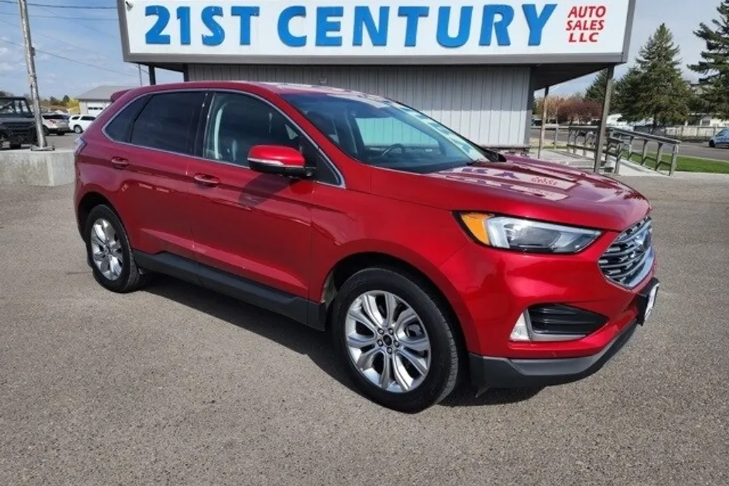 2023 Ford Edge Titanium photo 1