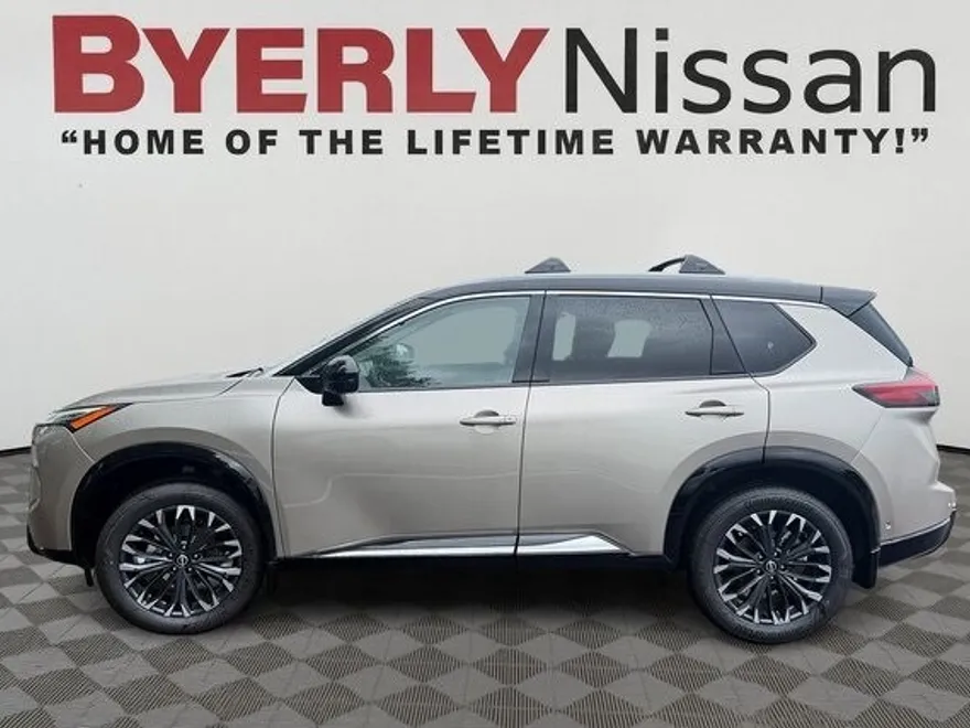 2026 Nissan Rogue Platinum photo 1