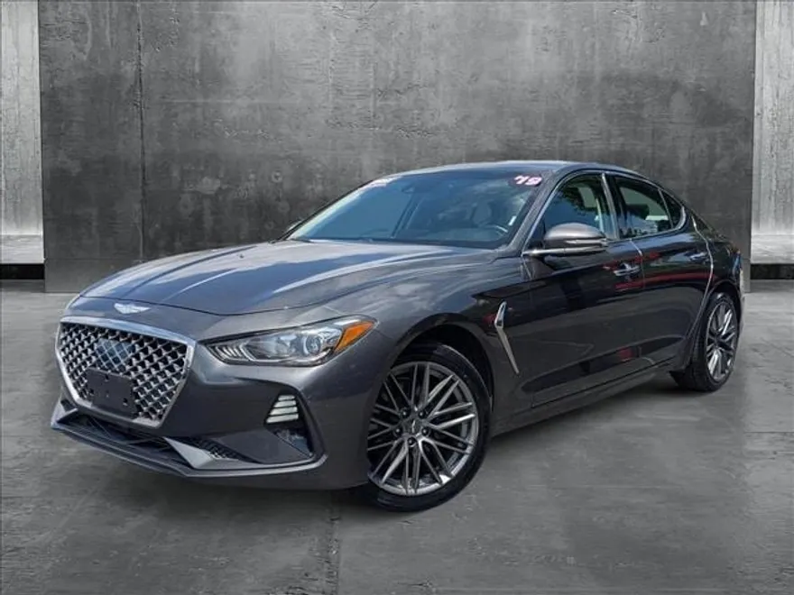 2019 Genesis G70 2.0T Advanced photo 1