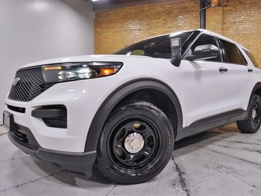 2021 Ford Explorer photo 1