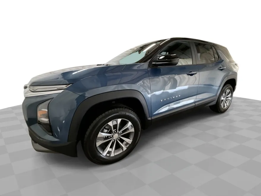 2026 Chevrolet Equinox LT photo 1