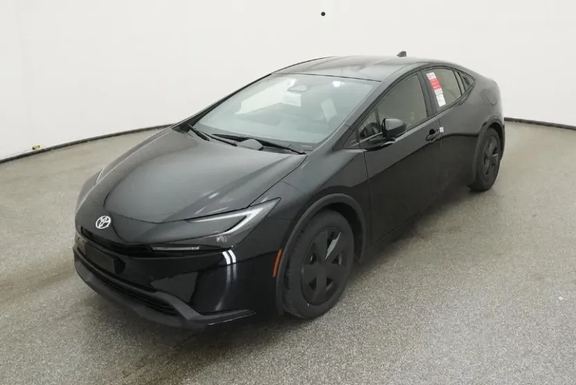 2026 Toyota Prius LE photo 1
