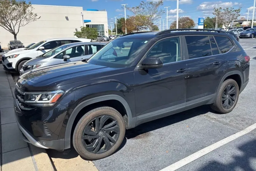 2022 Volkswagen Atlas V6 SE Technology photo 1