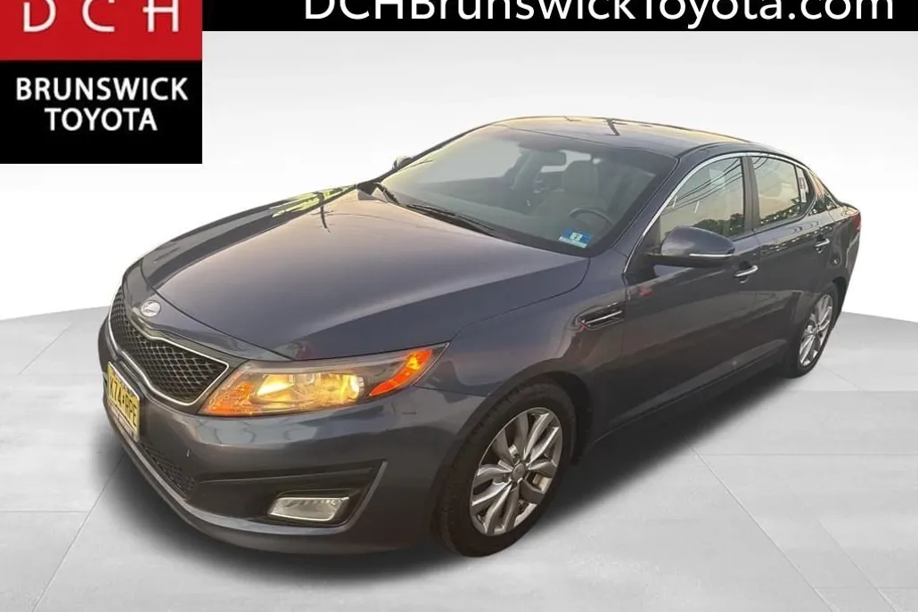2015 Kia Optima EX photo 1