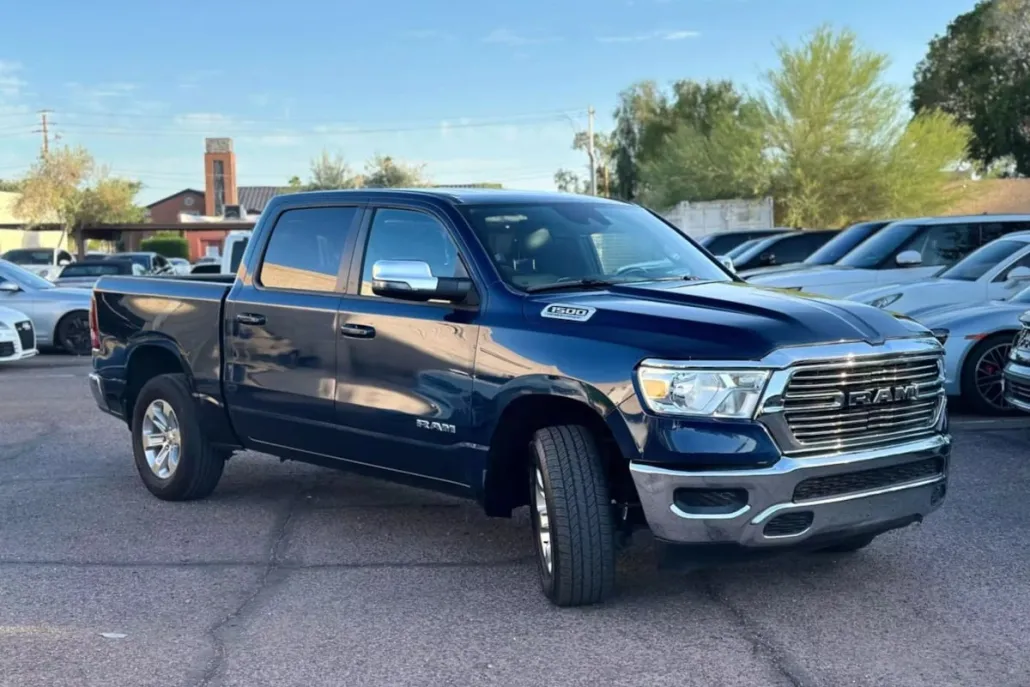 2023 Ram 1500 Laramie photo 1
