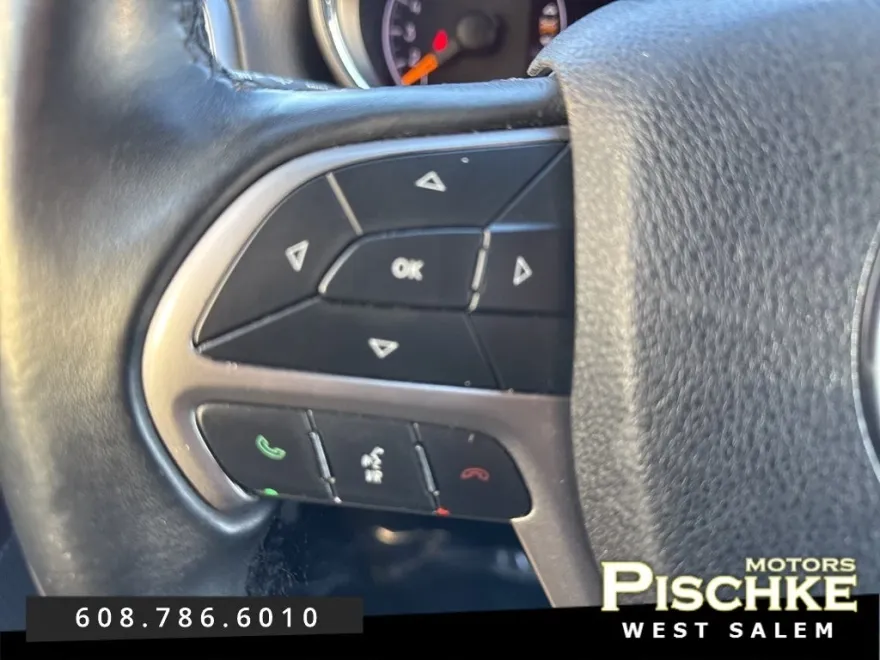 2018 Jeep Grand Cherokee Laredo E photo 17