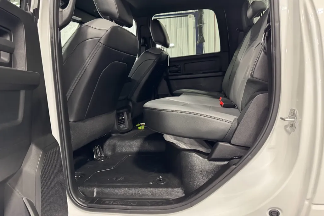 2025 Ram 3500 Tradesman photo 1