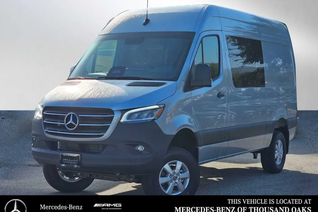 2025 Mercedes Benz Sprinter 2500 Standard Roof photo 1
