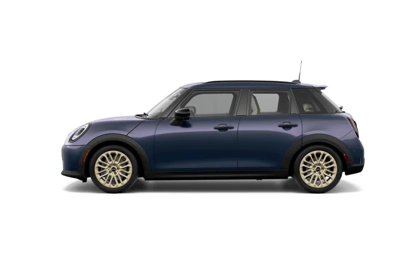 2026 Mini Cooper 4 Door Hardtop S Iconic photo 1