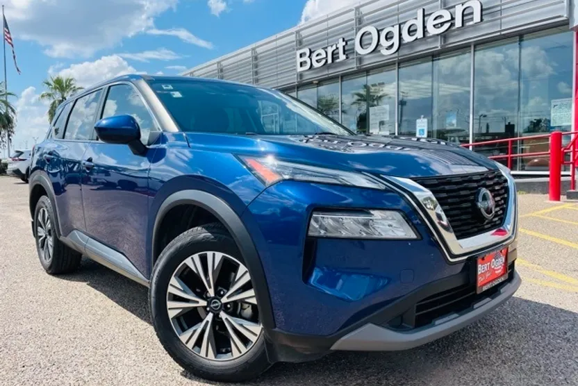 2023 Nissan Rogue SV photo 1