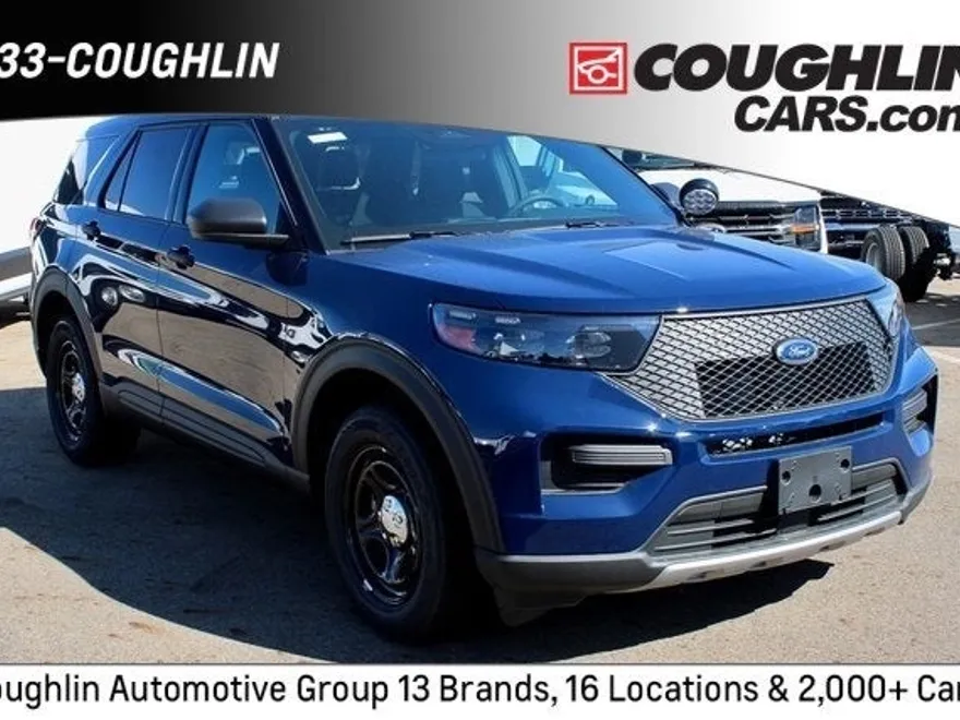 2025 Ford Explorer photo 1