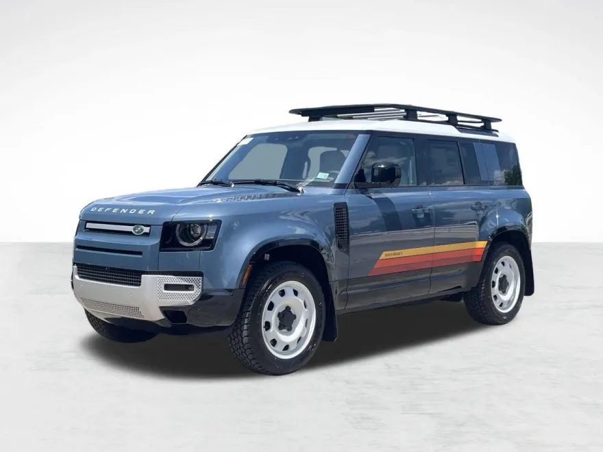 2025 Land Rover Defender 110 S photo 1