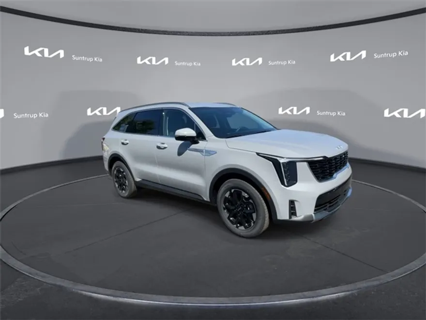 2026 Kia Sorento S photo 1