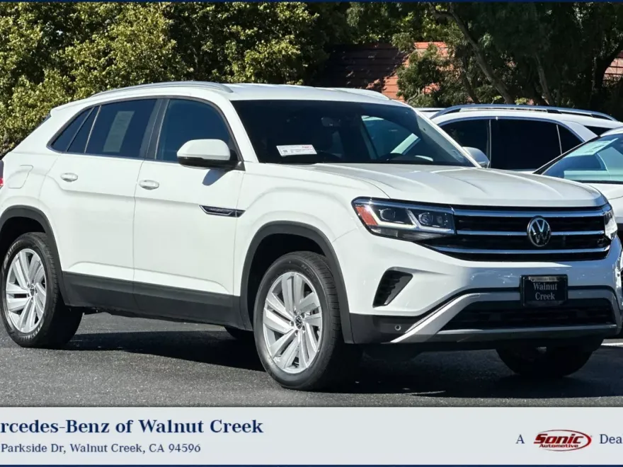 2022 Volkswagen Atlas Cross Sport V6 SE Technology photo 1