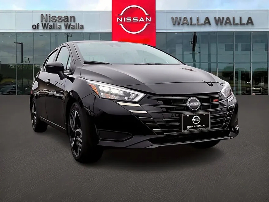 2025 Nissan Versa SR photo 1